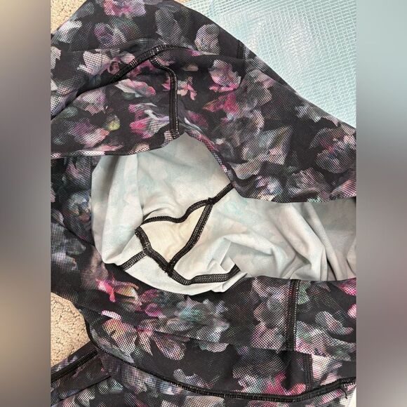 Lululemon Wunder Under Crop High-Rise *Roll Down Scallop Full-On Luxtreme 23" - Picture 13 of 13